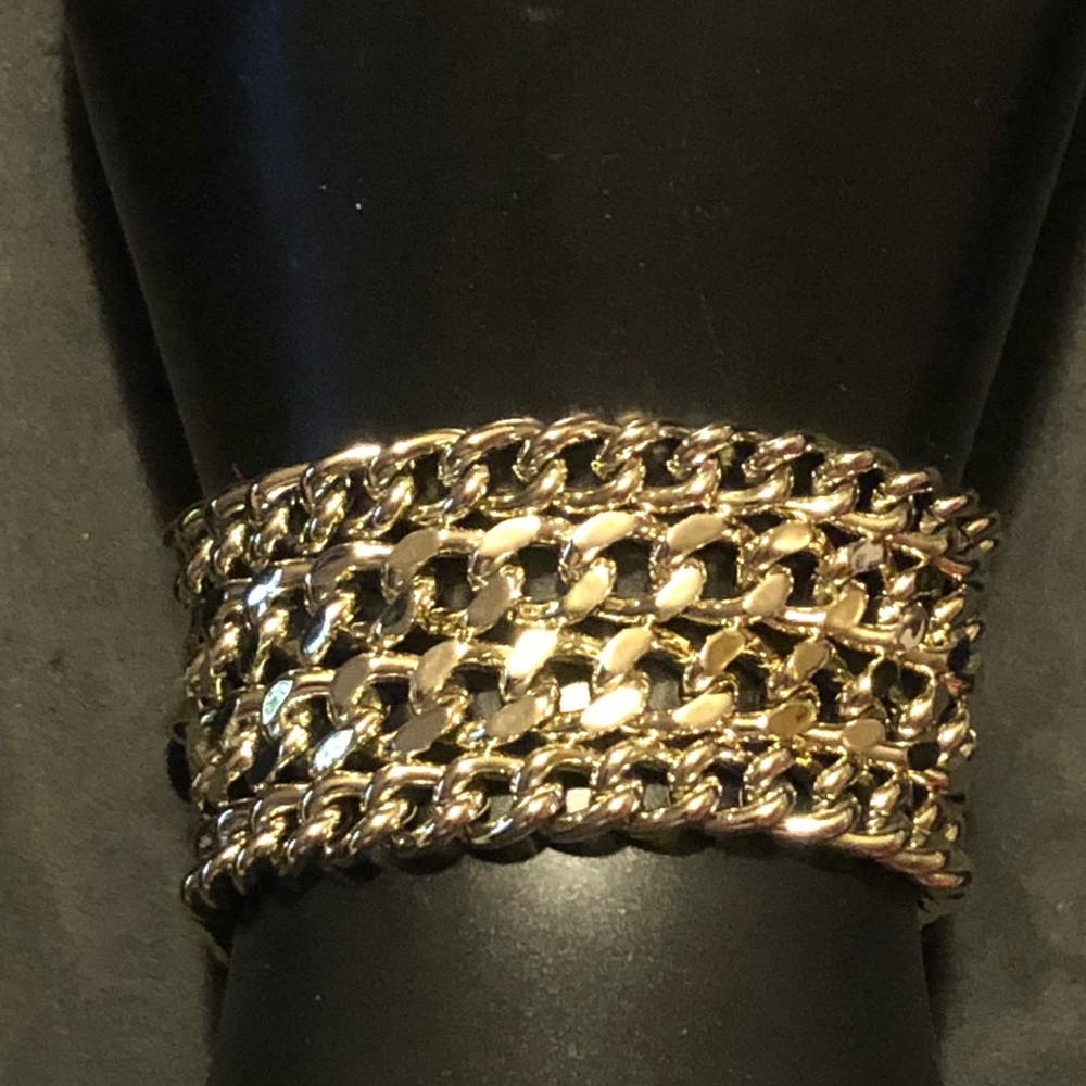 Vintage Lisner bracelet